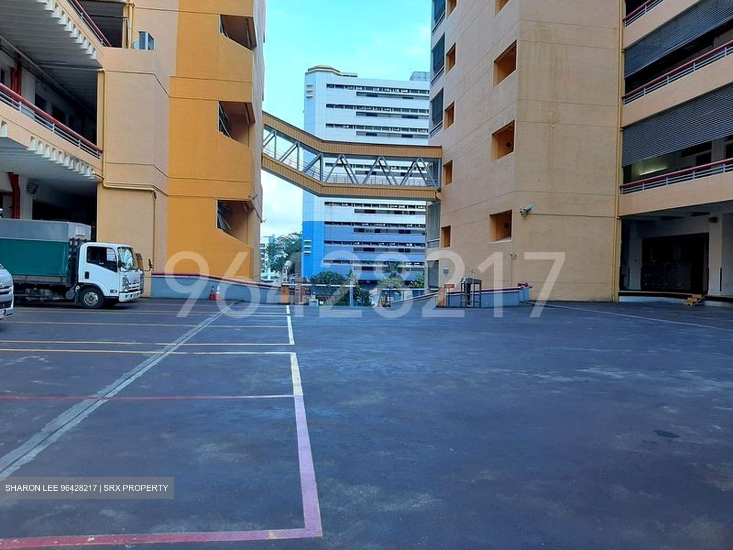 Ruby Land Complex (D13), Warehouse #610683511